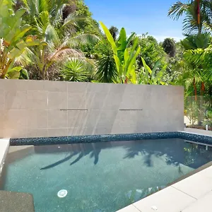 Aurelia 3 Bedroom Holiday , Palm Cove Australia